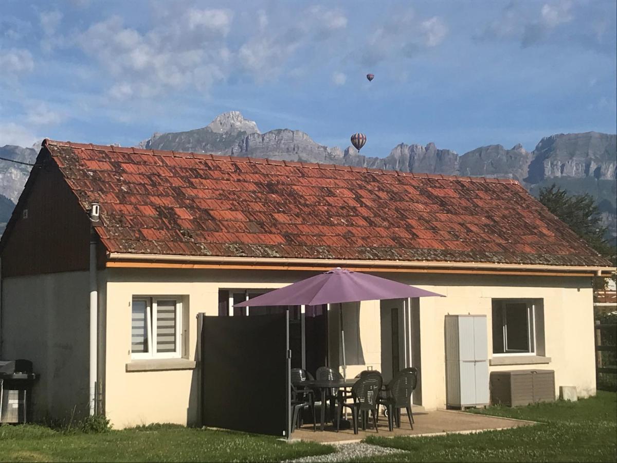 Maisonnette Entre Lac De Passy Et Montagnes Domancy Luaran gambar